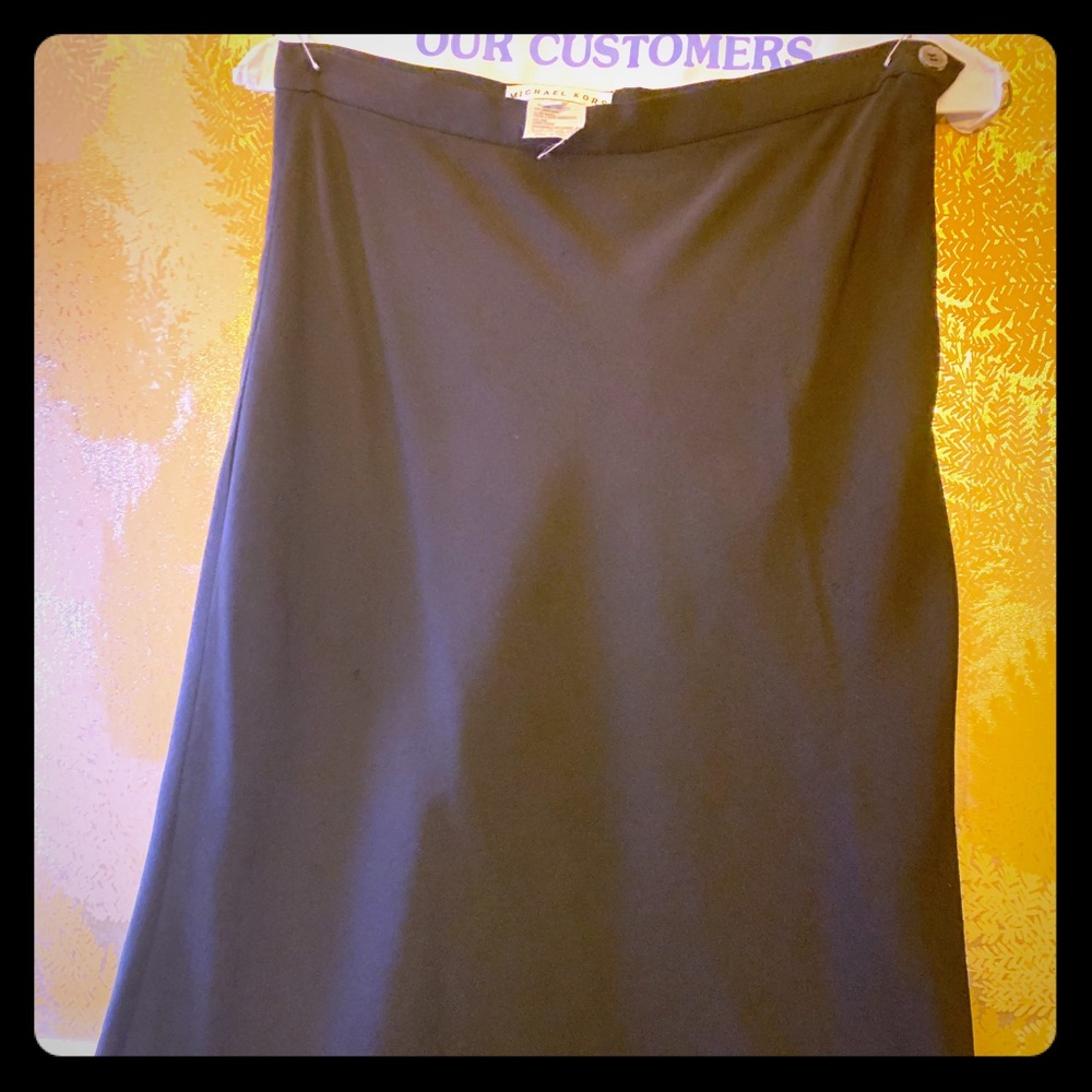 COPY - Woman’s skirt